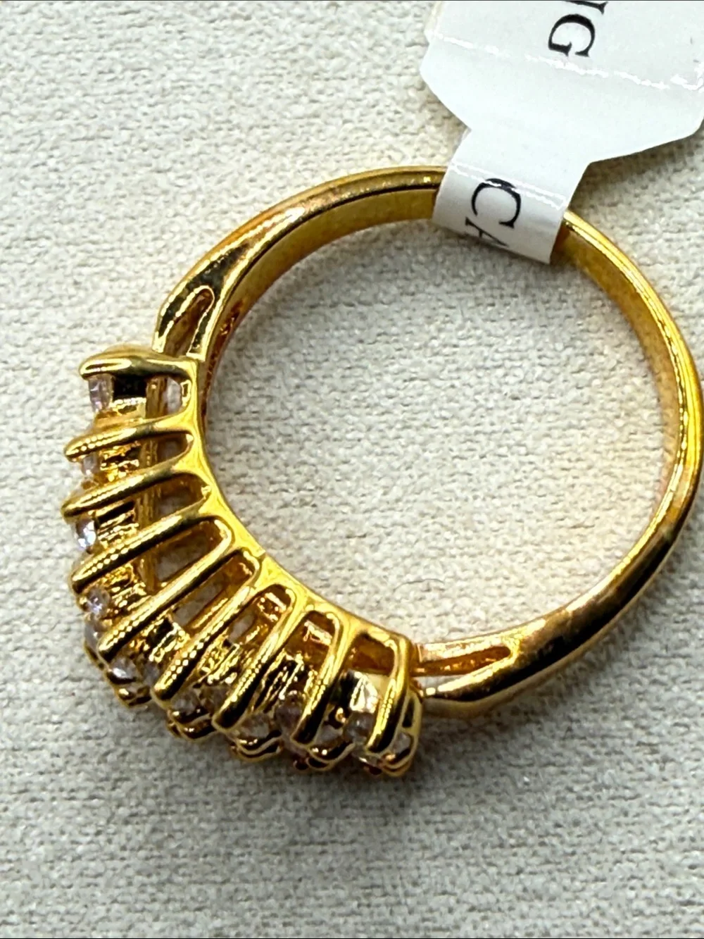 N/A elegant gold
